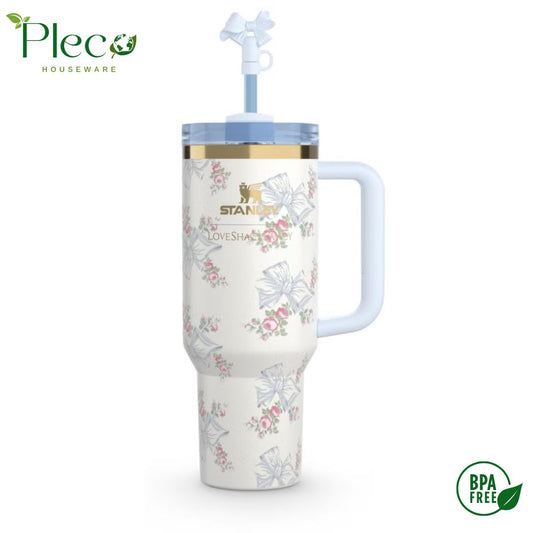 The Stanley X LoveShackFancy Holiday Quencher 40oz - Rosa Beaux Blue (Gift Box)